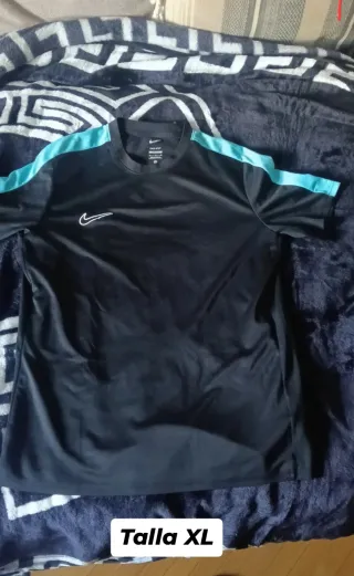 Camiseta Nike Dry Fit Talla XL Negra