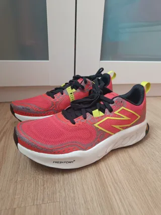 New Balance Hierro v8 Talla 43