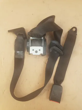 CINTURÓN DE SEGURIDAD DEFENDER IZQUIERDO