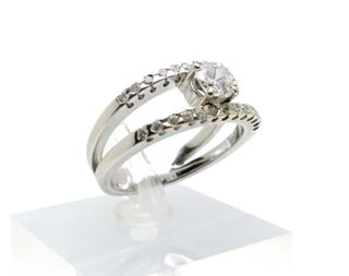 Anillo de Oro Blanco 18 Kt. 8.9 gr de segunda mano