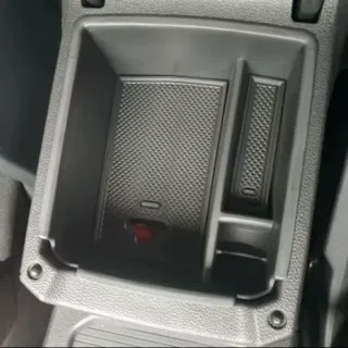 Bandeja Reposabrazos Delantero VW Tiguan