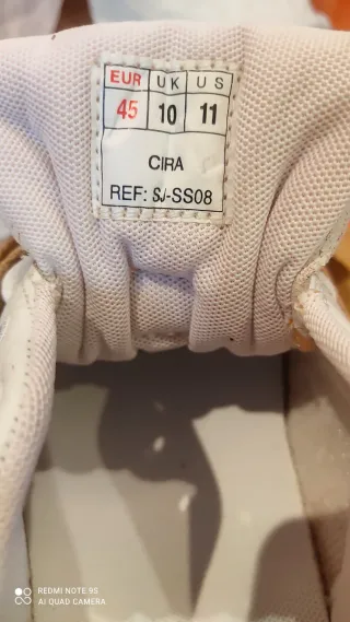 Zapatillas John Smith Blancas y Doradas