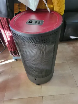 Estufa de gas roja y gris