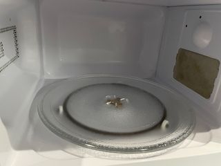 Microondas OK 20 L 700W – en perfecto estado