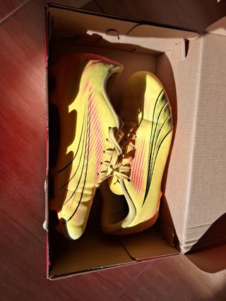 Zapatillas Fútbol Puma Niño Tacos Amarillas 36