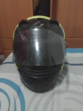 Casco Scorpion Negro y Amarillo