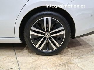 Mercedes CLA CLA 200 D DCT 4MATIC Shooting Brake