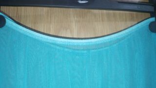 Falda tul azul rodilla