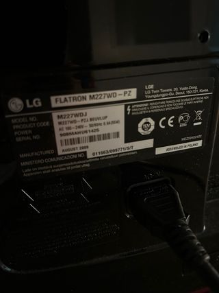 Televisor LG 22” FLATRON M227WD-PZ