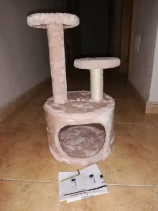 Rascador para gatos nuevo