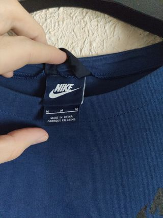 Sudadera Nike Azul manga larga.
