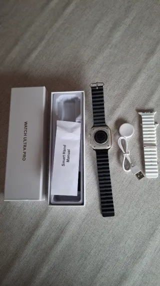 Smartwatch con cargador y correas