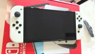 Nintendo Switch OLED Blanca + Joy-Cons