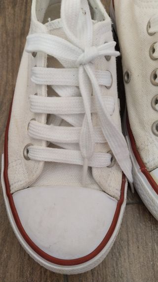 Zapatillas blancas talla 33