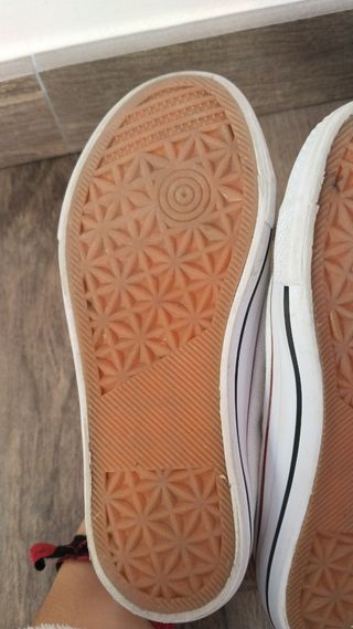 Zapatillas blancas talla 33