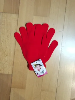 Guantes rojos para niños nuevos