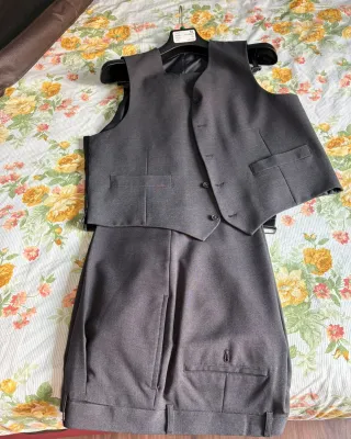 Terno Gris Poco Usado Talla 52