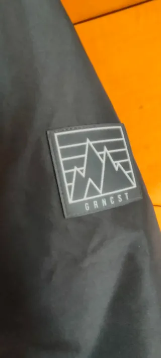 Cazadora polar negra Talla M