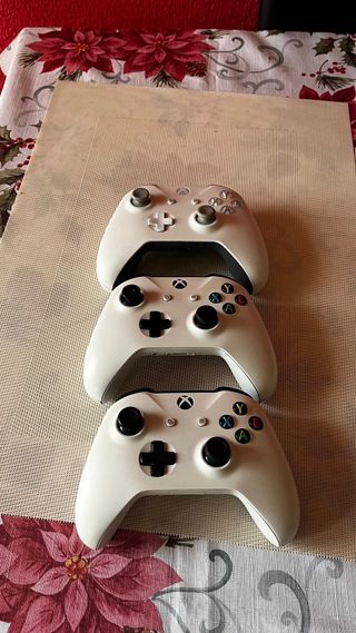 Xbox One S 1TB + 3 Mandos Originales