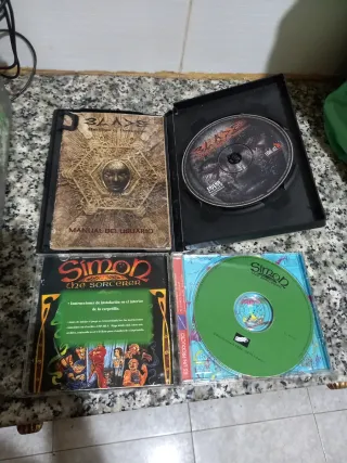 Lote PC HP con altavoces y juegos