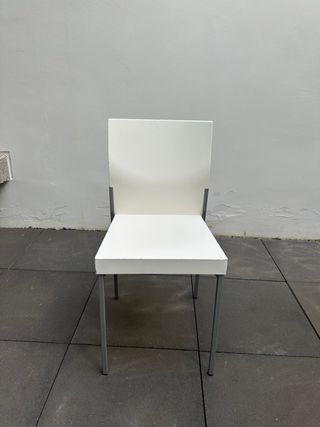 Mesa de comedor extensible blanca y gris