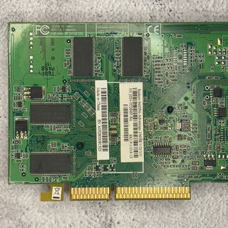 Tarjeta Gráfica Sapphire ATI Radeon 9550 AGP