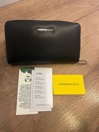 Billetera Mandarina Duck Negra Cuero