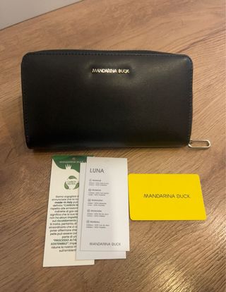 Billetera Mandarina Duck Negra Cuero
