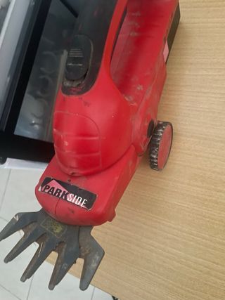 Cortasetos Parkside sin cargador
