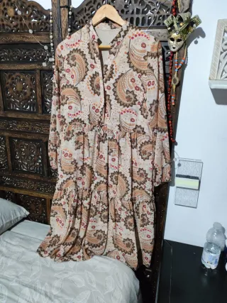 Vestido midi estampado paisley