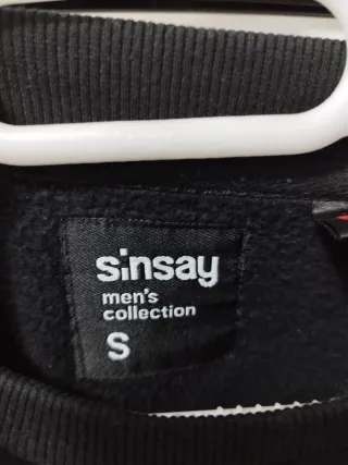 Sudadera Stranger Things Navideña Negra