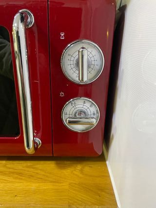 Microondas Russell Hobbs Rojo
