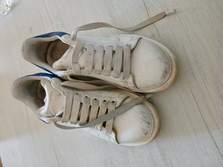Alexander McQueen Sneakers Bianche Blu