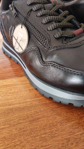 Bugatti scarpe nuove