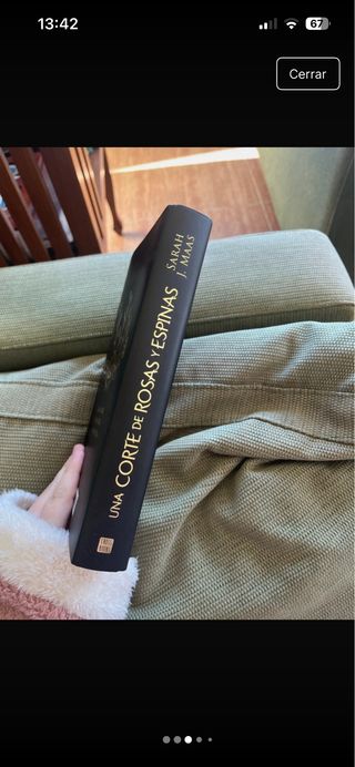 Una corte de rosas y espinas. Edición especial