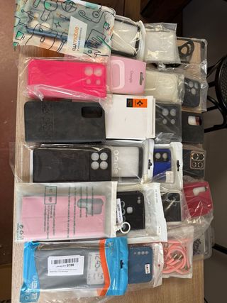 Lote 2 fundas móviles – 24 unidades – reventa