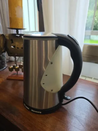 Hervidor de agua eléctrico Discovery