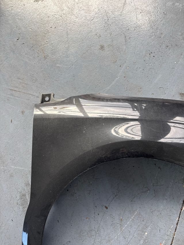 Aleta delantera derecha C4