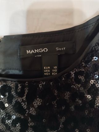 Vestido negro de lentejuelas y terciopelo mango