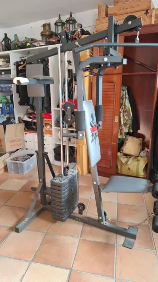 Máquina de musculación multifunción