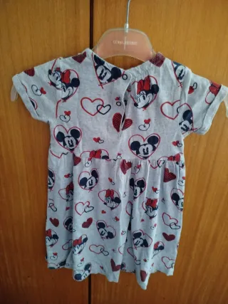 Vestido menina 4/5 anos Mickey e corações
