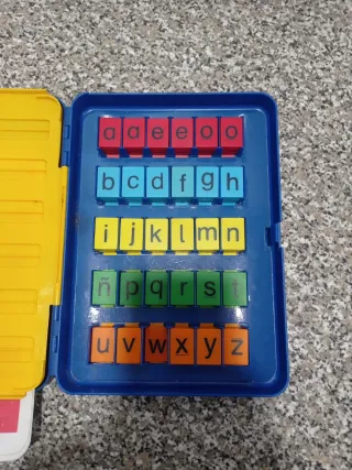 Maletín  Yo aprendo a leer con minúscula