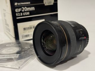 Canon EF 20mm f/2.8 USM Objetivo.