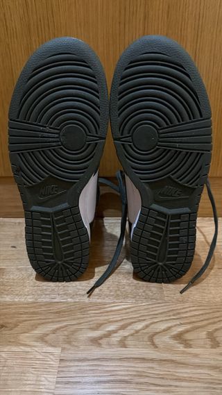 Nike Dunk High Verde Oliva y Blanco