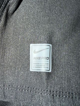 Pasamontañas Nike Pro Therma Fit Negro