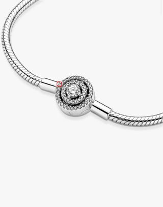 Pulsera Pandora con charms Corazón Collar Corazón