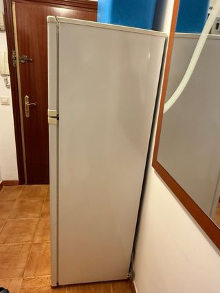 Nevera Whirlpool Blanca