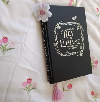 Marcapáginas crochet flor rosa y blanca