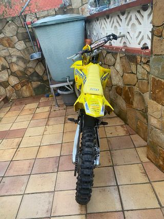 Suzuki RM125 2008 motocross
