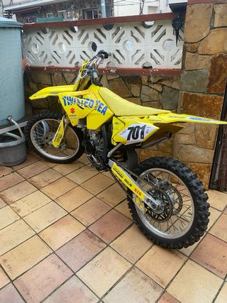 Suzuki RM125 2008 motocross